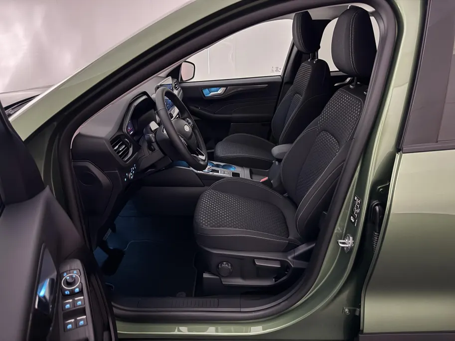 Ford Kuga 2.5 PHEV Titanium