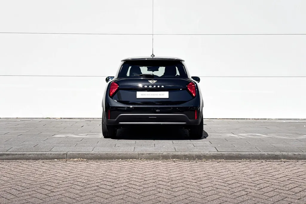 MINI Cooper 3-deurs 1.5 Cooper C Classic L