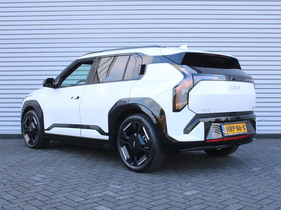 Kia EV3 GT-Line 81.4 kWh | Stuur-/stoelverwarming | Schuifdak | Camera | Dodehoek detectie | Elek. stoelverstelling | 19' LM | LED | Telefoonlader |