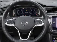 Volkswagen Tiguan 1.4TSIeHybrid 180kW/245PK Elegance · Panoramadak · Trekhaak · Camera + Parkeersensoren · Apple/Android Car Play ·