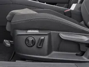Volkswagen Passat Variant 1.4 TSI 125pk Comfortline Business · Trekhaak · Apple/Android Car Play · Navigatie · Clima · Elek. kofferbakklep ·