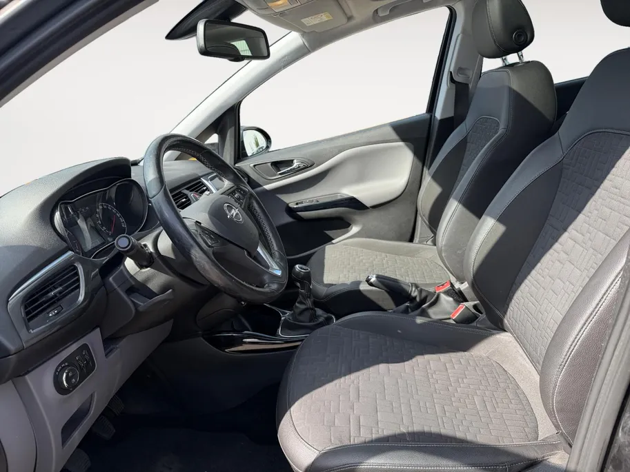 Opel Corsa 1.0 Turbo Cosmo | 100% onderhouden | NL auto | Panorama dak | Stoelverwarming | Stuurverwarming | Cruise control | Parkeersensoren voor en achter | Achteruitrijcamera | Navigatie | Bovag garantie |