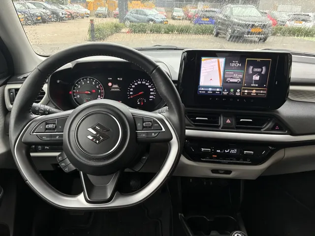 Suzuki Swift 1.2 Style Smart Hybrid