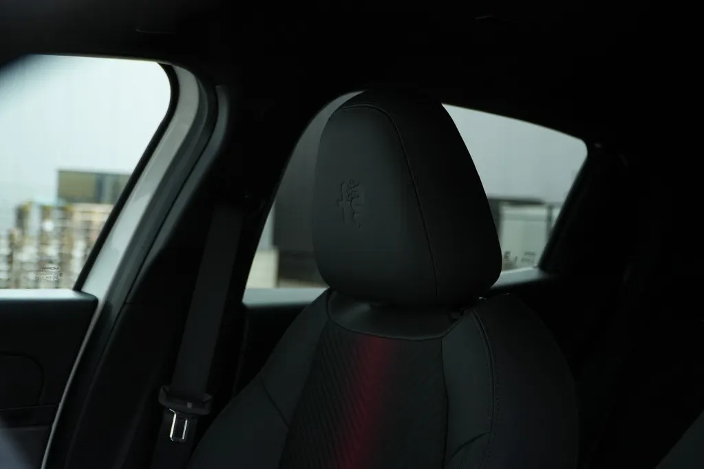 Alfa Romeo Junior 1.2 Turbo 136 PK Ibrida Speciale | Techno | Camera | Navi | Carp