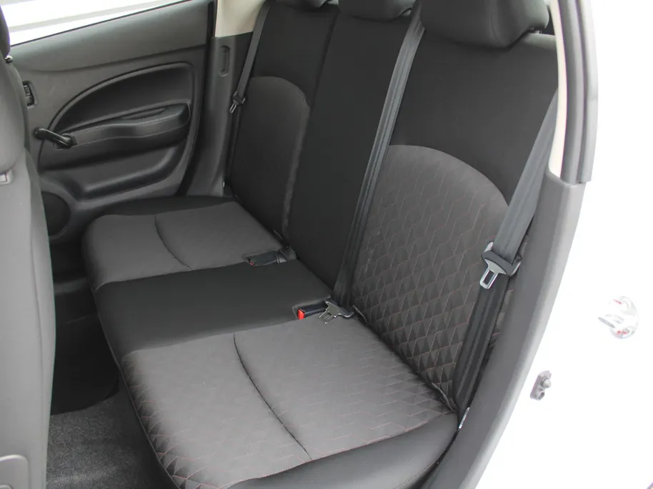 Mitsubishi Space Star 1.2 Connect+ | Airco | Apple Carplay | Android Auto | Licht-/regensensor | Weinig km |