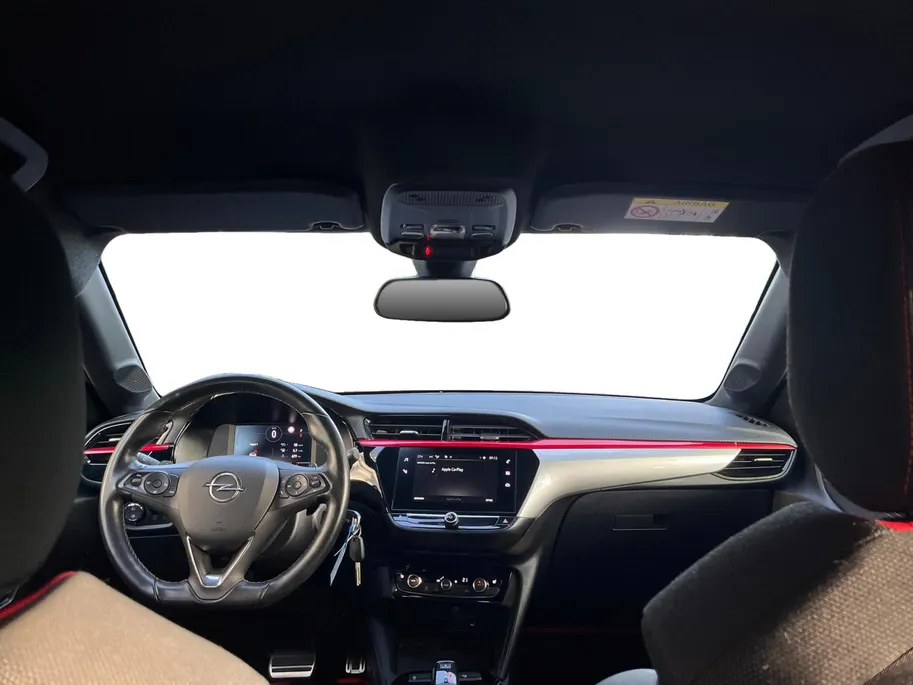 Opel Corsa 1.2 Edition | AUTOMAAT | Carplay | Stoelverwarming | Dodehoek detectie | Climate Control | Draadloze telefoonlader | Parkeercamera