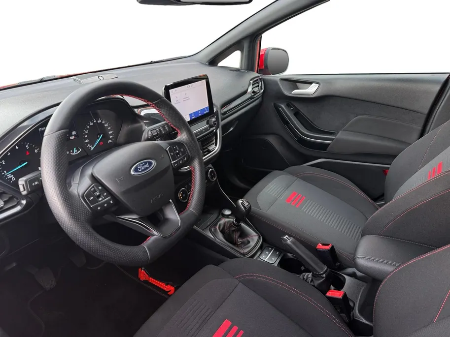 Ford Fiesta 1.0 EcoBoost Hybrid ST-Line X | 1ste eigenaar | Volledig Dealeronderhouden | Winter Pack | B&O Audio | Afneembare Trekhaak |