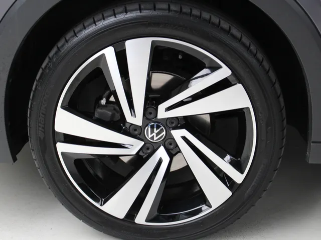 Volkswagen T-Cross 1.5 TSI DSG Style R-Line Navigatie | Camera | 18' R-Line velgen |