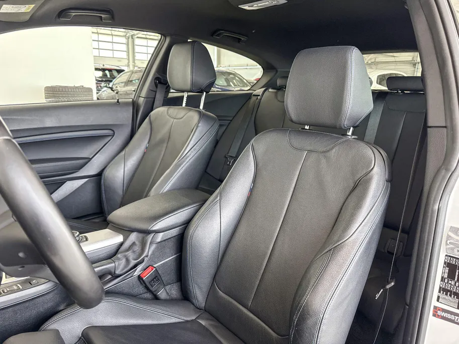 BMW 1 Serie 3-deurs 118i Steptronic Edition