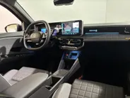 Renault 4 Comfort Range Iconic 52 kWh Automaat | DEMO | Elektrische Klep | Zwarte Motorkap | Camera | Adaptive Cruise Control | Parkeersensoren | Apple CarPlay/Android Auto |