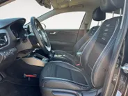 Kia Stonic 1.0 T-GDi MHEV GT-Line | Stuurwiel/Stoel Verwarmd| Apple Carplay/Android Auto| Koplampen adaptief | Cruise control adaptief en stuurhulp|