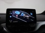 Volkswagen ID.4 Pro Business Advantage 77 kWh 204pk · SOH 95,8% · Inklap. Trekhaak · Warmtepomp · Stuur- & Stoelverwarming · 20'Velgen · ACC · Apple/Android Car Play ·