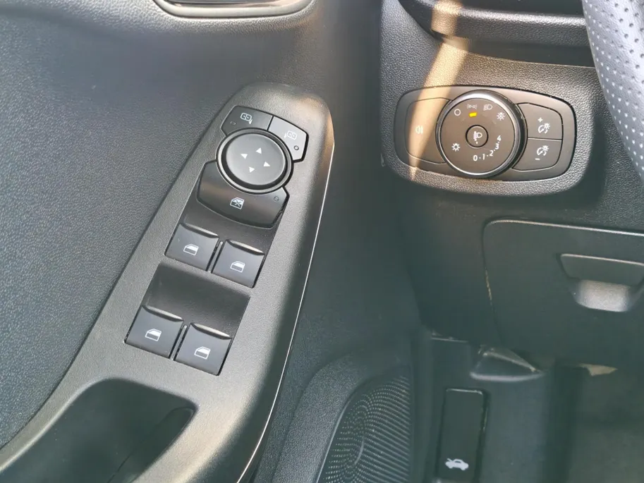 Ford Fiesta 1.0 EcoBoost Hybrid ST-Line | Winter Pack | Apple Carplay Android Auto