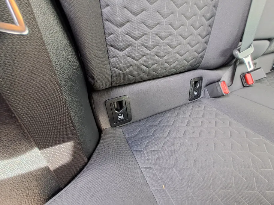Toyota Corolla Touring Sports 1.8 Hybrid Business | Camera | Adaptieve Cruise | Airco Automatisch | Automaat | Apple Carplay/Android Auto | Apple Carplay/Android Auto