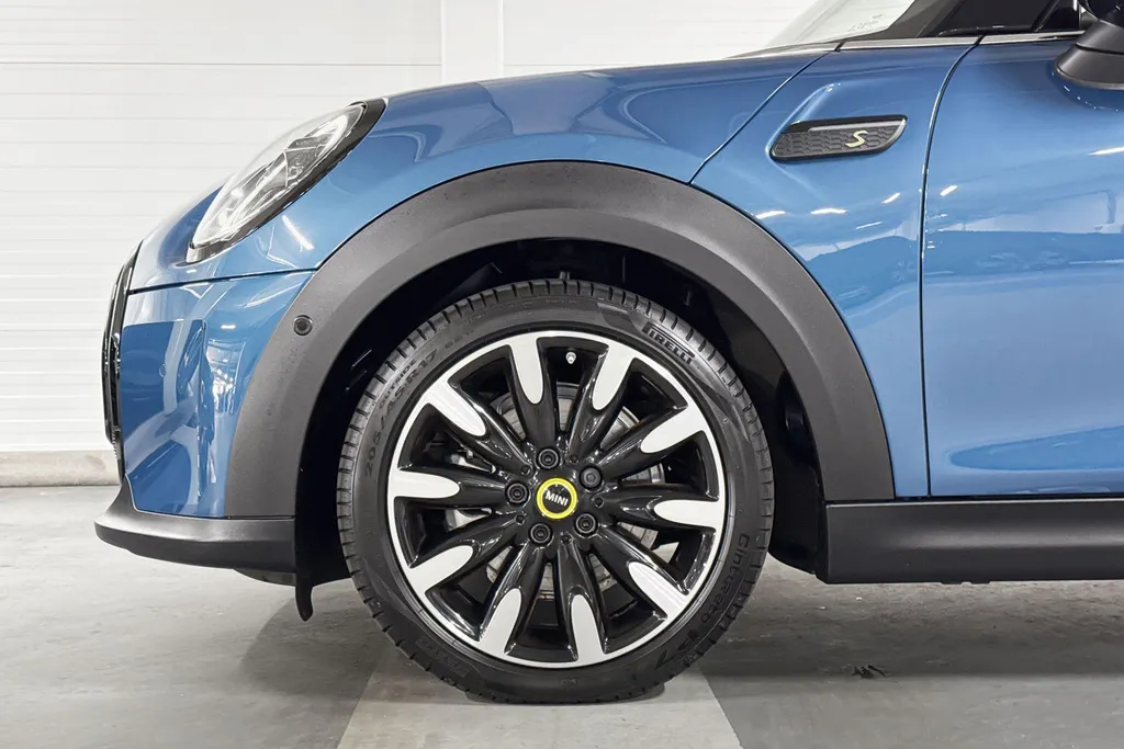 MINI Cooper 3-deurs Electric Classic