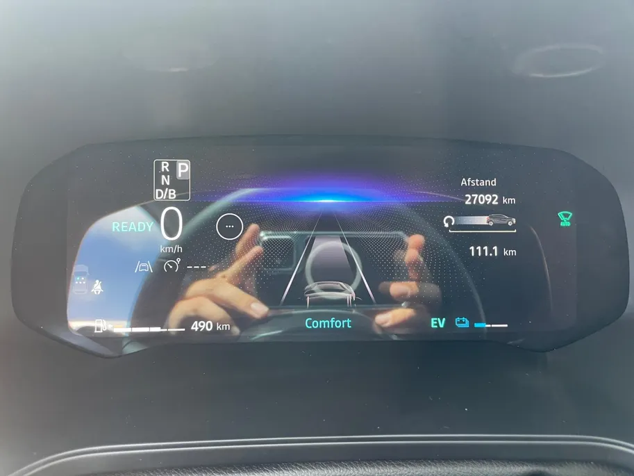 Renault Captur 1.6 E-Tech Hybrid Esprit Alpine *Automaat*Navi+Camera*Climate Control*Parkeersensoren*LM.Velgen*Zeer nette auto!