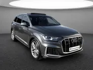 Audi Q7 55 TFSIe 280kW/381PK quattro S Line · Panoramadak · Trekhaak · Luchtvering · 360gr camera · Dodehoeksensor · 21'' · Servosluiting · Adaptive Cruise Control · EXTRA INRUILKORTING ·