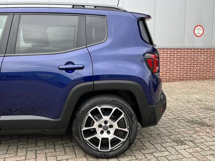 Jeep Renegade 1.3 Turbo 150 PK S | Pano | Leder | Trekhaak | LED | 19' VERKOCHT