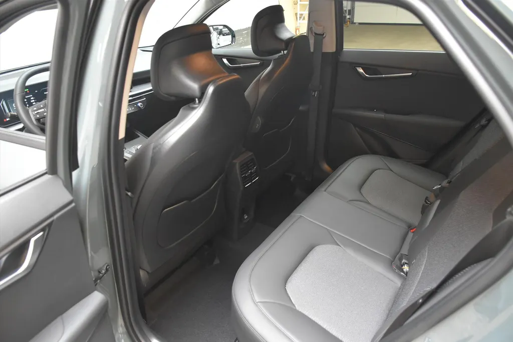 Kia Niro 1.6 GDi Hybrid 138pk DCT6 DynamicLine Direct leverbaar!