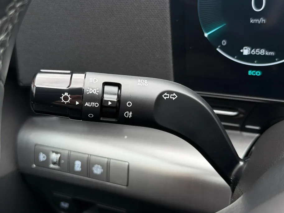 Hyundai Kona 1.6 GDI HEV Comfort Smart | Stuur-/ Stoelverwarming | Navigatie | Achteruitrijcamera | Parkeersensoren voor en achter | Apple Carplay/ Android Auto | dodehoek detectie |
