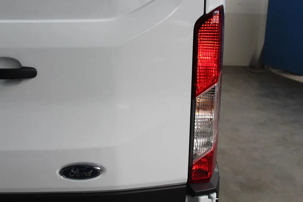 Ford Transit 350 2.0 TDCI L3H2 Trend * Trekhaak *