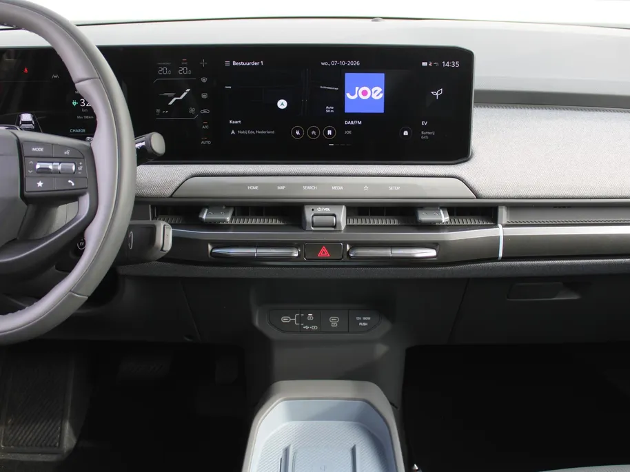 Kia EV3 Plus Advanced 81.4 kWh | Stuur/stoelverwarming | Schuifdak | Camera | Elek. stoelverstelling | 19' LM | Dodehoek detectie | Clima | LED |