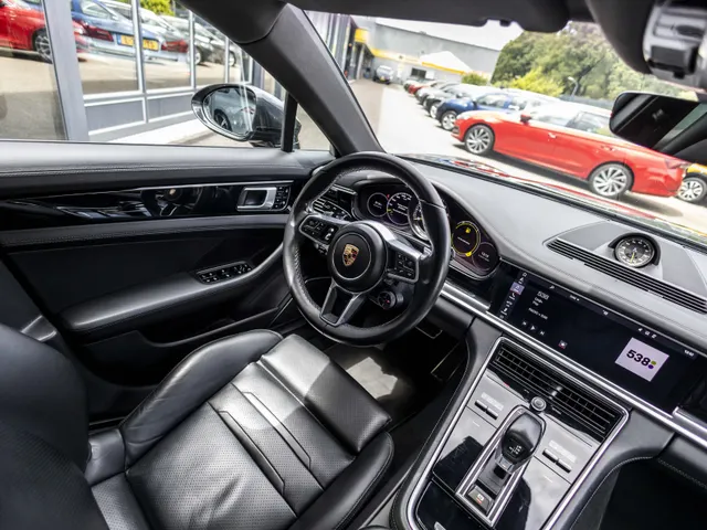 Porsche Panamera Sport Turismo Sport Chrono 2.9 4 E-Hybrid