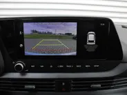 Hyundai i20 1.0 T-GDI Comfort Smart | Camera | 16' LM | Cruise | Navi | Apple Carplay/Android Auto | Dodehoek detectie | Airco | Automaat |