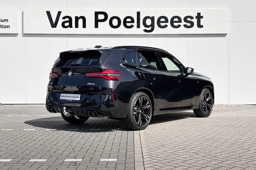BMW X3 M50