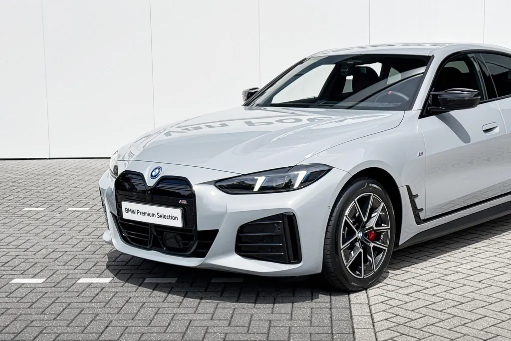BMW i4 M60 84 kWh