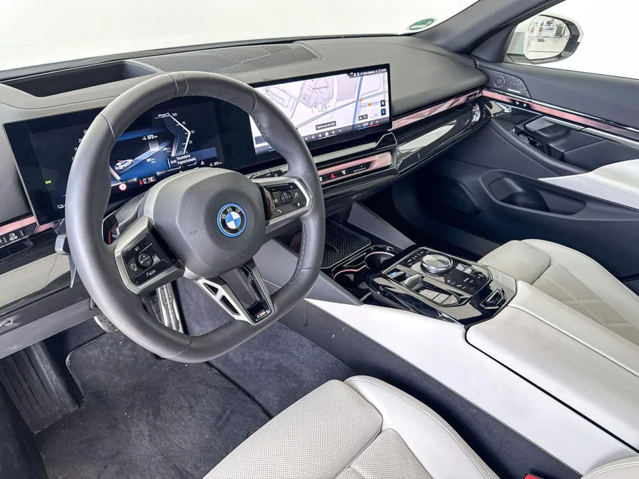 BMW i5 Touring eDrive40 Innovation Pack M Sportpakket Pro