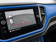 Volkswagen T-Roc 1.0TSI/115PK Style · Apple/Android Car Play · Trekhaak · Camera + Parkersensoren· Clima ·