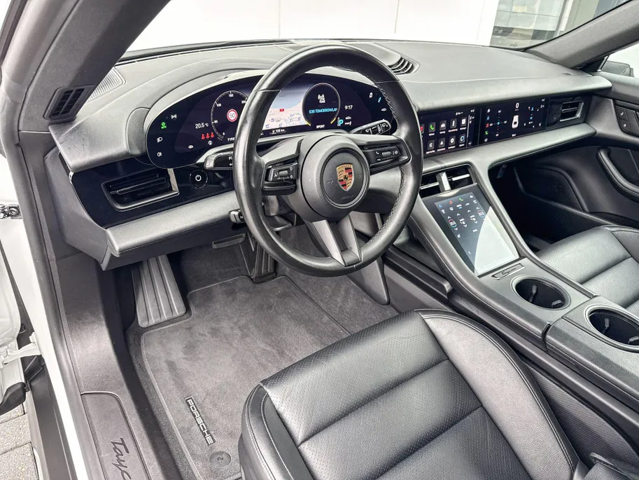 Porsche Taycan Cross Turismo 4 93 kWh