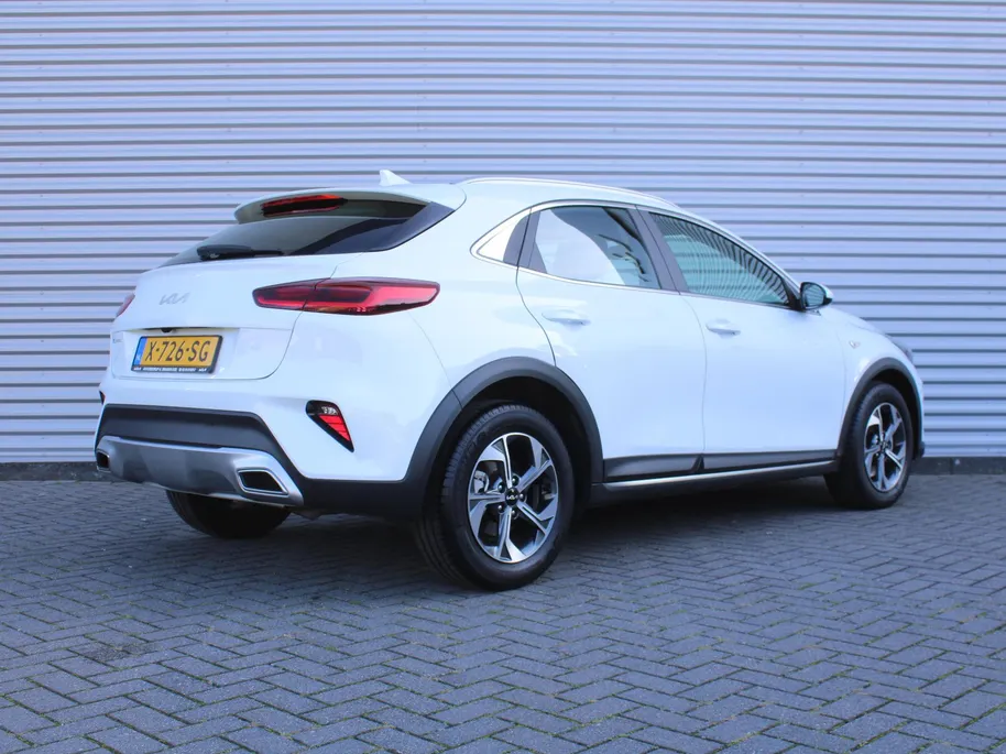 Kia XCeed 1.5 T-GDI MHEV DynamicLine | Android Auto/Apple Carplay | Stoel-/stuurverwarming | 16' LM | Camera | Zeer weinig km |