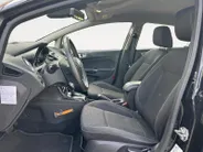 Ford Fiesta 1.0 EcoBoost Titanium |Automaat| Navigatie| Voorruitverwarming| lichtmetalen velgen 16'| 12 maanden Bovag garantie|