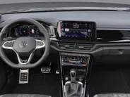 Volkswagen T-Roc 1.5TSI/150PK R-Line Black Style · Panoramadak · Apple/Android Car Play · Camera + Parkeersensoren · Stoelverwarming ·  Garantie t/m 07-08-2027