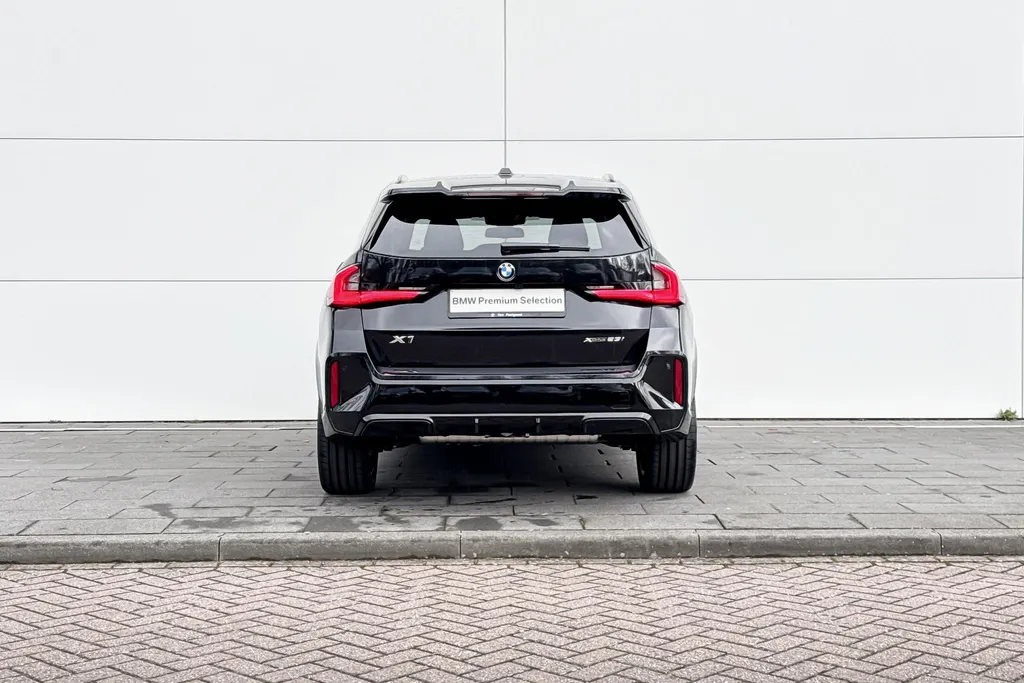 BMW X1 xDrive23i