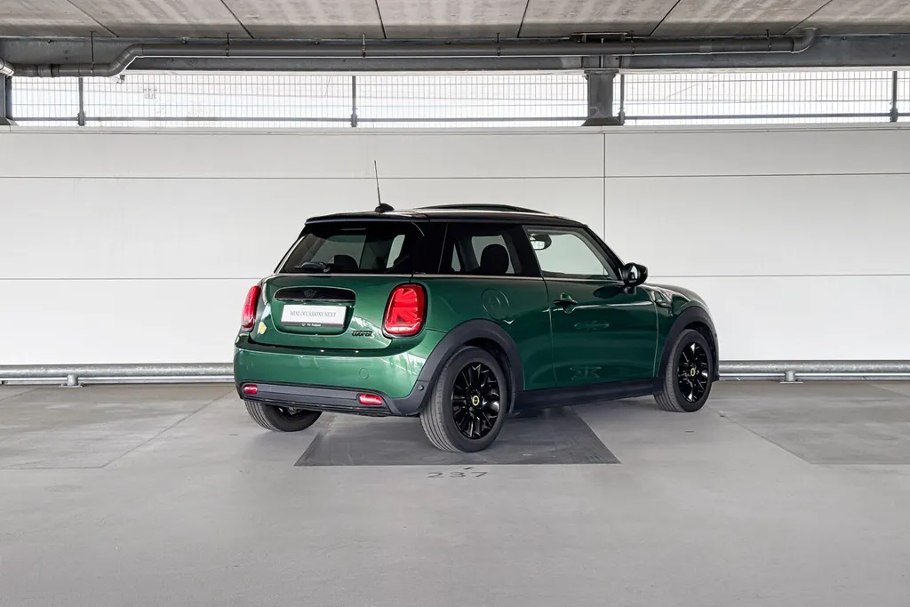 MINI Cooper 3-deurs Electric Yours 33 kWh