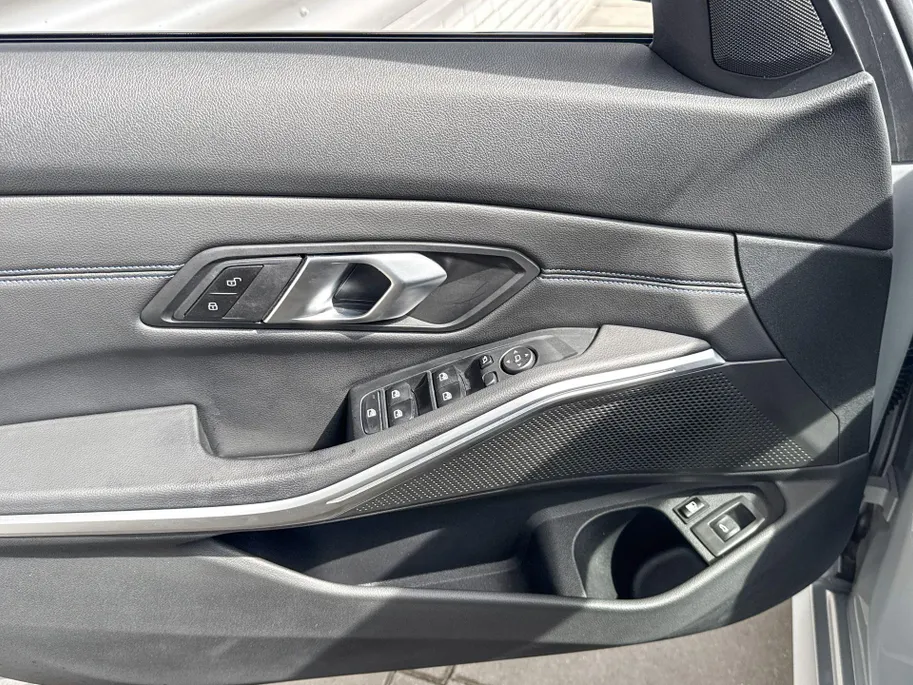 BMW 3 Serie Touring 330e xDrive