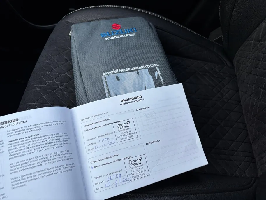 Suzuki Vitara 1.4 Boosterjet Style Smart Hybrid | Trekhaak | Dealer onderhouden | Navigatie | dodehoek detectie | Achteruitrijcamera | Stoelverwarming |10 jaar garantie! |