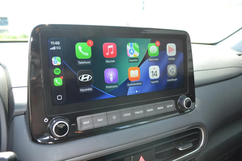 Hyundai Kona 1.6 GDI HEV FASHION|TREKHAAK|NAVI|CARPLAY|HEA