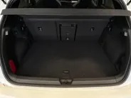 Volkswagen Golf 1.5 eHybrid 272pk DSG GTE · Panoramadak · Camera · Inklap. Trekhaak · Leder Vienna · Head-Up Display · Stuur-& Stoelverwarming + verkoeling · Garantie t/m 15-06-2030 of 100.000km