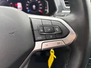 Volkswagen Tiguan 1.5 TSI Life | Draadloos Carplay | Navi | Clima | Camera | Adaptive Cruise | Elektr. Achterklep | LM Velgen | LED-Koplampen