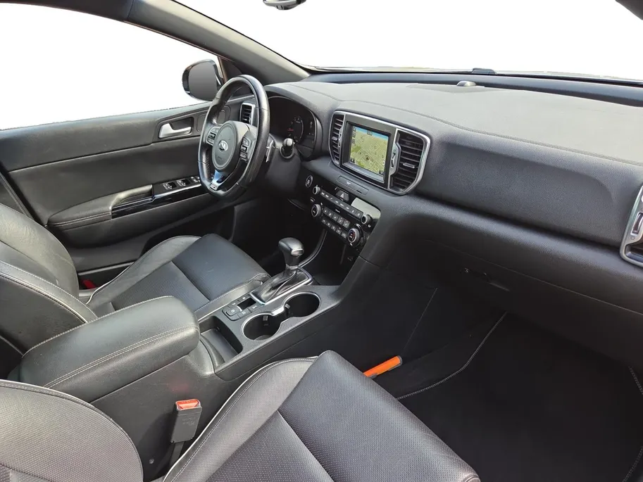 Kia Sportage 1.6 T-GDI 4WD GT-Line First Edition | Automaat | camera | navigatie  | Dealer onderhouden | Trekhaak | 12 maanden BOVAG garantie |