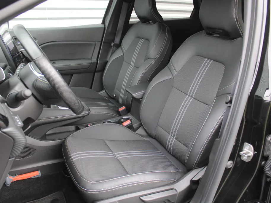 Renault Captur 1.6 E-Tech Full Hybrid 145 E-Tech Engineered | Automaat | Camera | Clima | Carplay | Cruise | LED | Navi | Keyless | 18' LM |