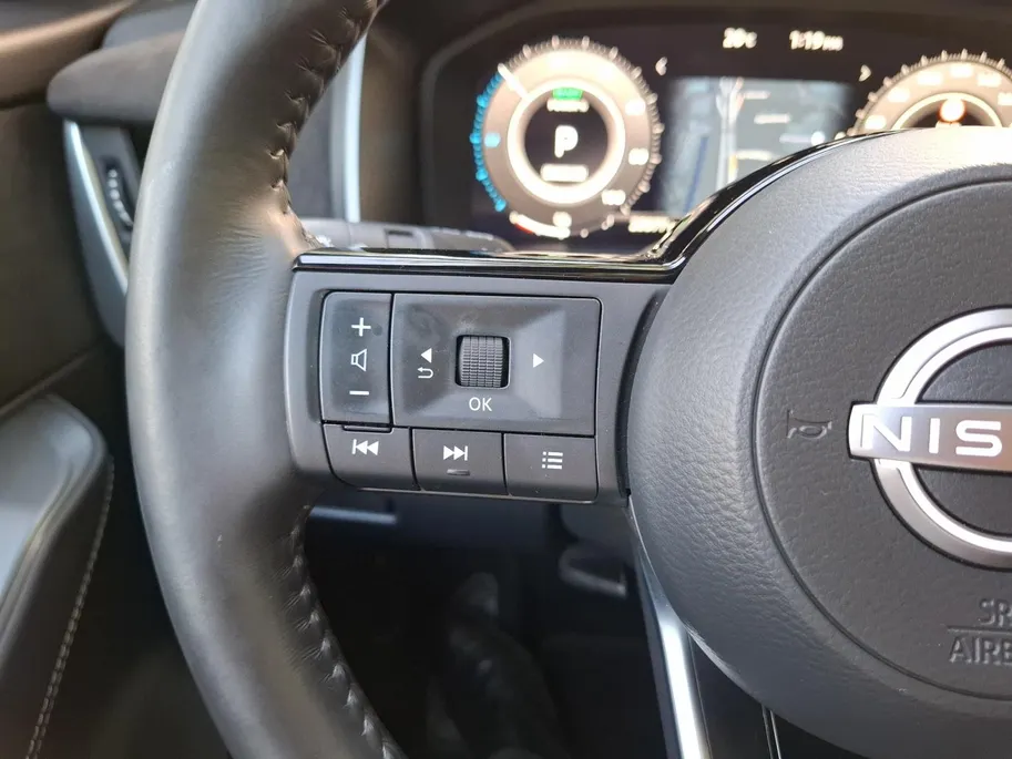 Nissan QASHQAI 1.5 e-Power Tekna Plus | PANO DAK | STOEL, STUUR VOORRUITVERWARMING | CARPLAY | NAV | ELEKTISCHE STOELEN MET GEHEUGEN |