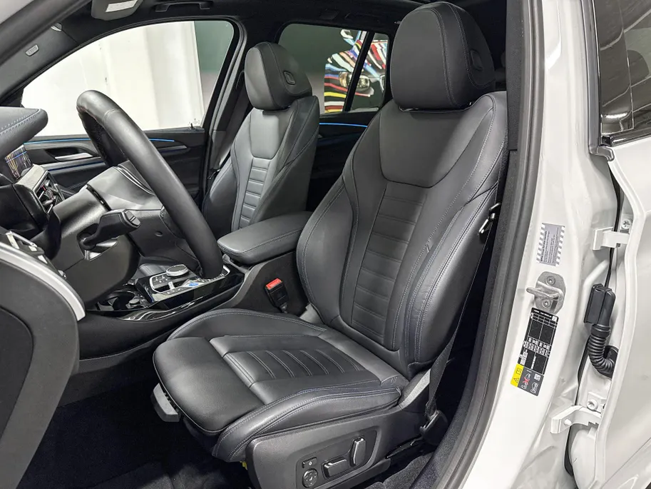 BMW iX3 High Executive