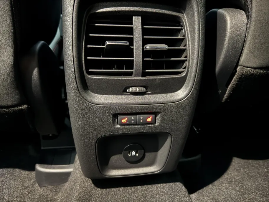 Ford Kuga 2.5 PHEV ST-Line X | DIT IS EEN VOORRAADAUTO! | Elek. Trekhaak | All Weather Banden |