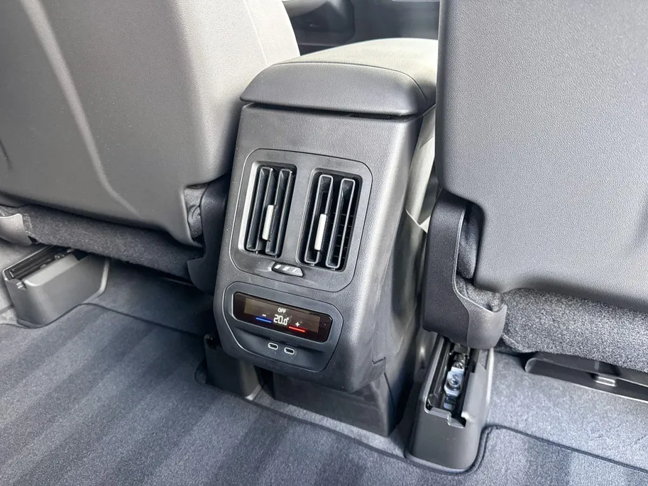 BMW iX3 40 eDrive 83 kWh