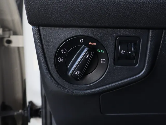 Volkswagen Polo 1.0 TSI R-Line | Adaptive Cruise | App Connect